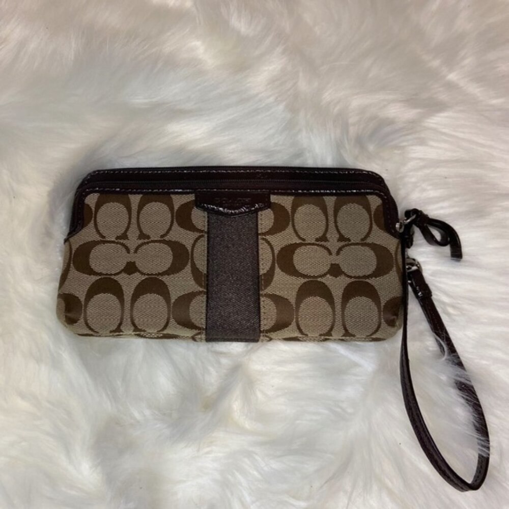 Coach Logo Wristlet NWOT